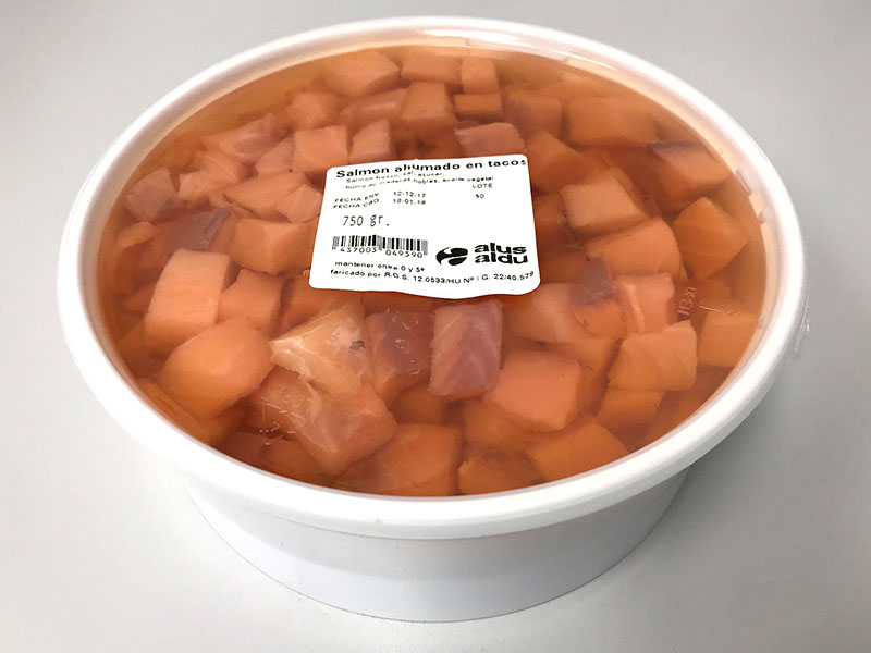 Salmón ahumado tacos 750grs.